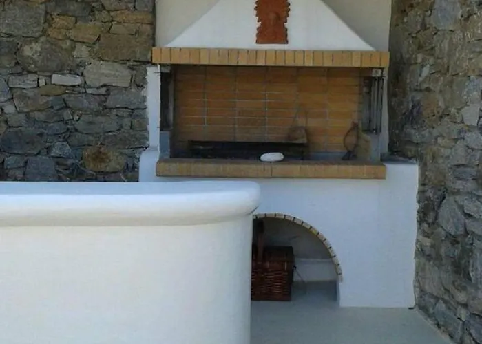 Mykonos Seaside 3br Aleomandra Gem *